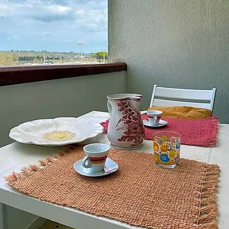 Bilocale Sul Mare Апартаменты *